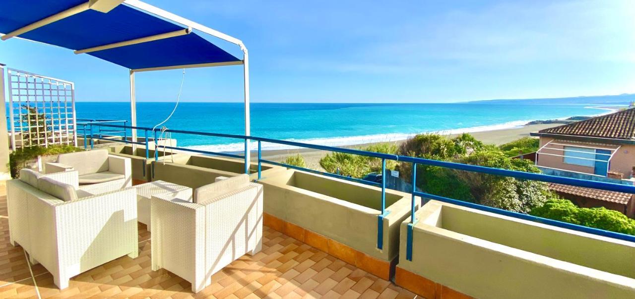 The Dream - Seafront Loft Appartement Giardini-Naxos Buitenkant foto