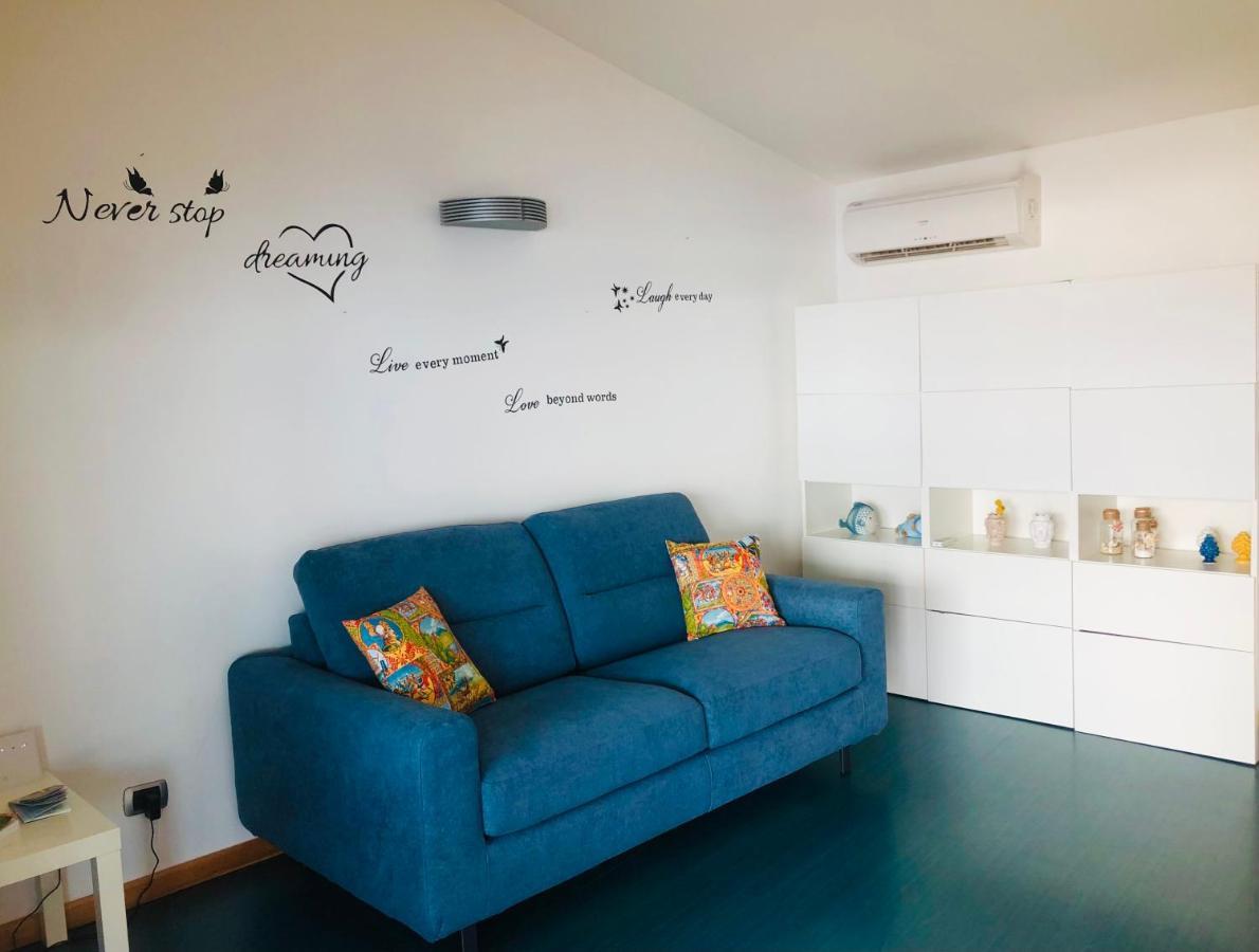 The Dream - Seafront Loft Appartement Giardini-Naxos Buitenkant foto